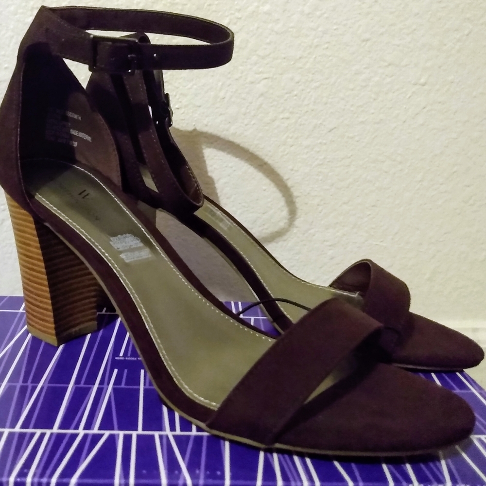 New!! Worthington Women's high heels shoes-Size 10